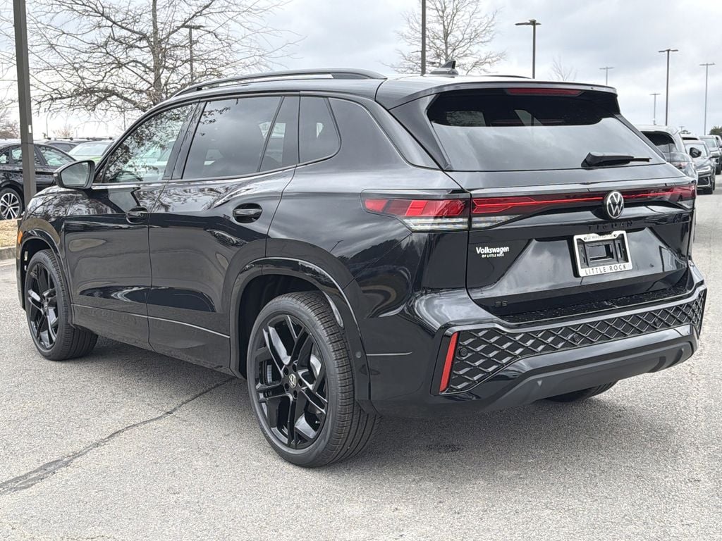 New 2026 Volkswagen Tiguan 2.0T SE R-Line Black SUV
