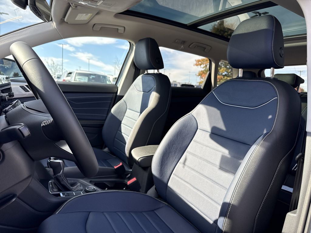 2026 Volkswagen Taos SEL - Photo 12