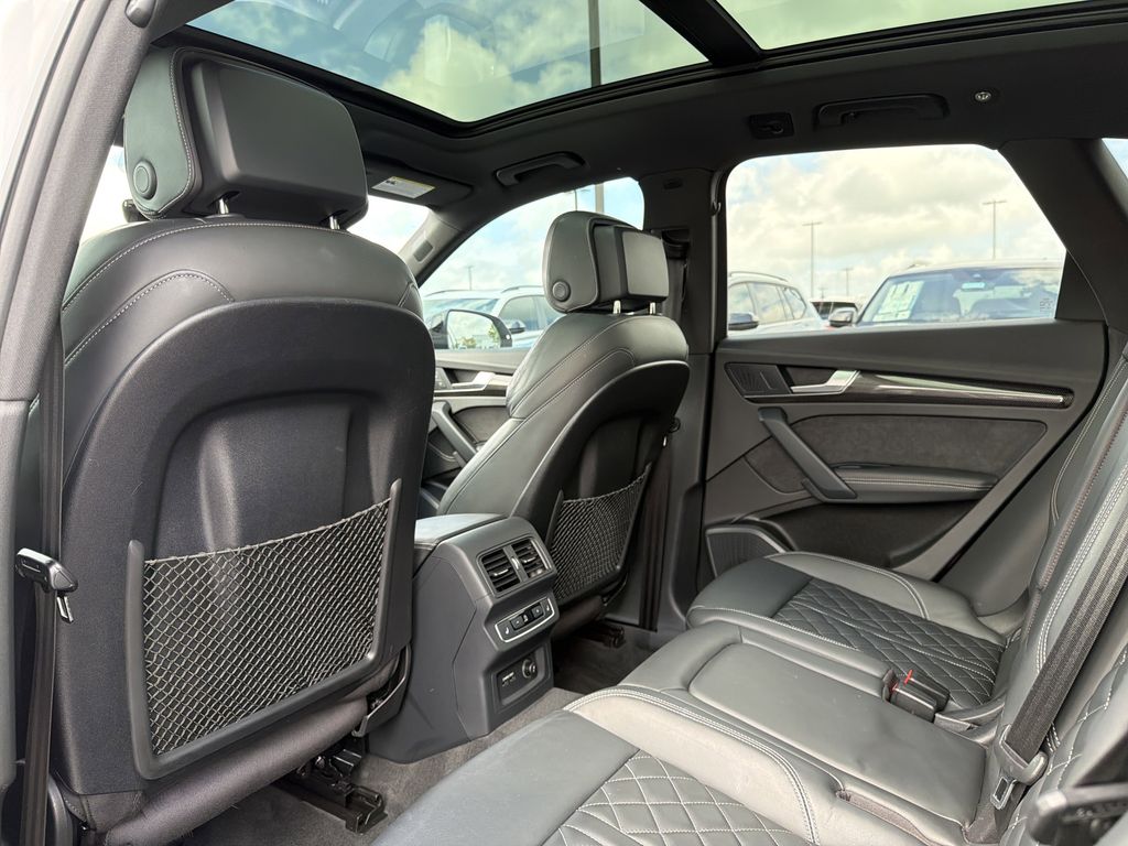 2023 Audi SQ5 Prestige - Photo 12
