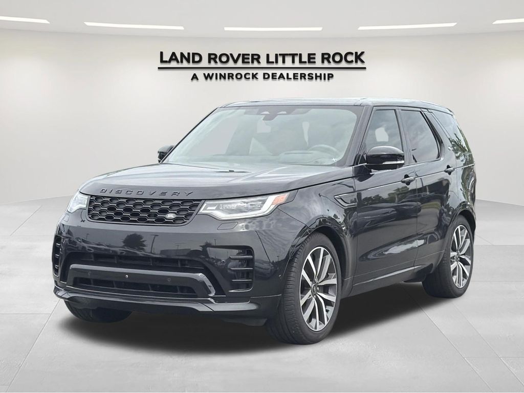 2024 Land Rover Discovery P360 Dynamic SE's photo