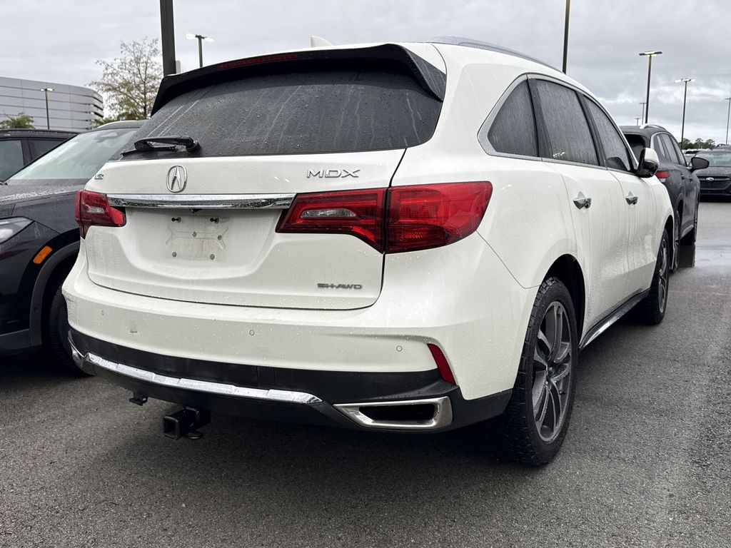 2017 Acura MDX SH-AWD Advance photo 3