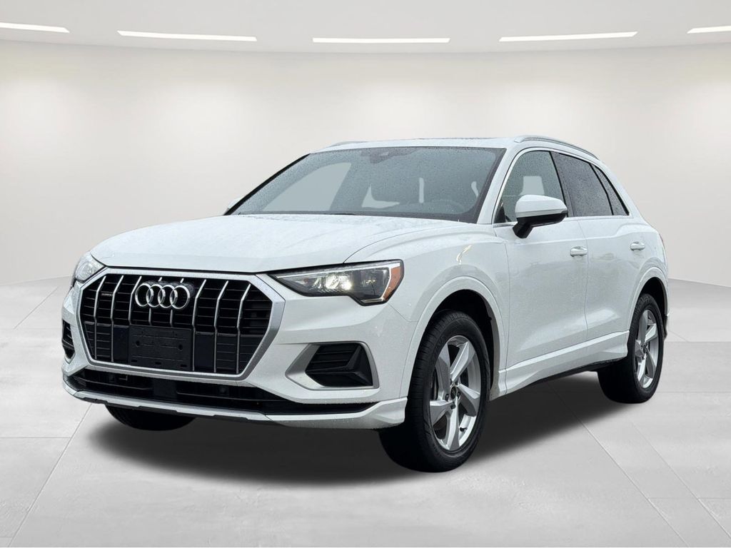 2021 Audi Q3 40 TFSI Premium quattro's photo