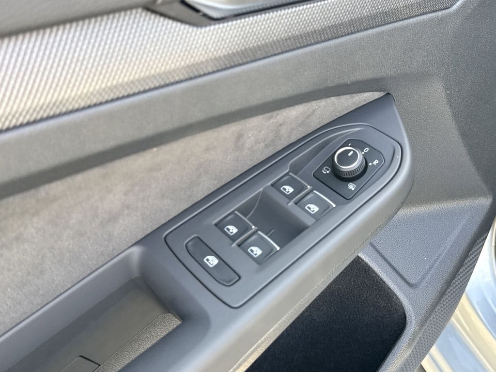 2026 Volkswagen Golf GTI SE - Photo 23