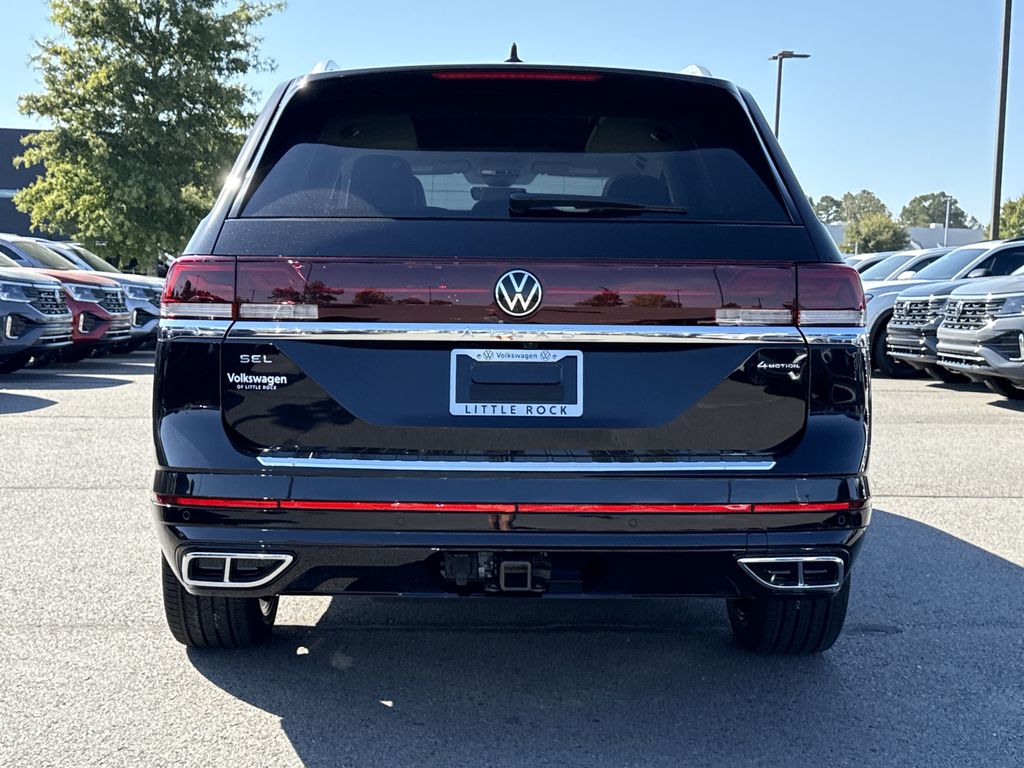2026 Volkswagen Atlas SEL Premium R-Line photo 4