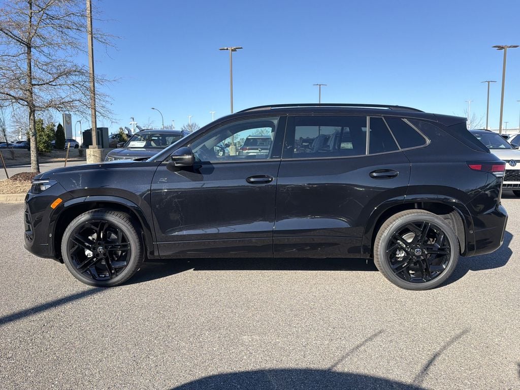 New 2026 Volkswagen Tiguan 2.0T SE R-Line Black SUV