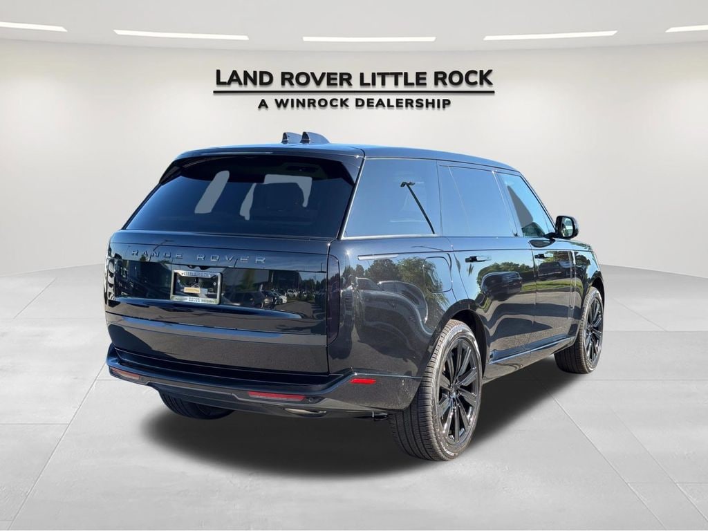 New 2026 Land Rover Range Rover SE SUV