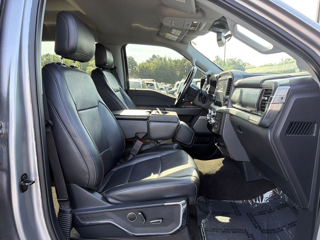 2021 Ford F-150 Lariat - Photo 17