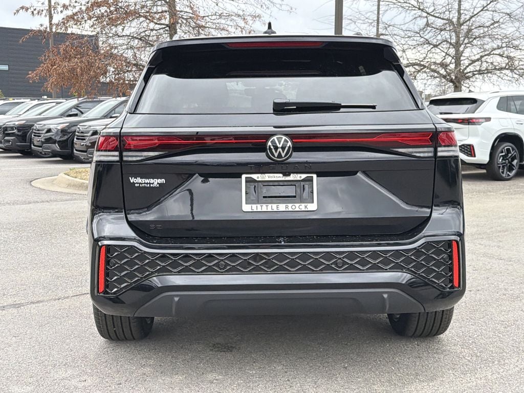 New 2026 Volkswagen Tiguan 2.0T SE R-Line Black SUV