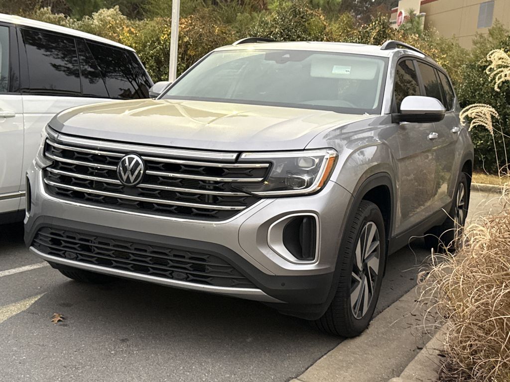 2025 Volkswagen Atlas SE w/Tech's photo