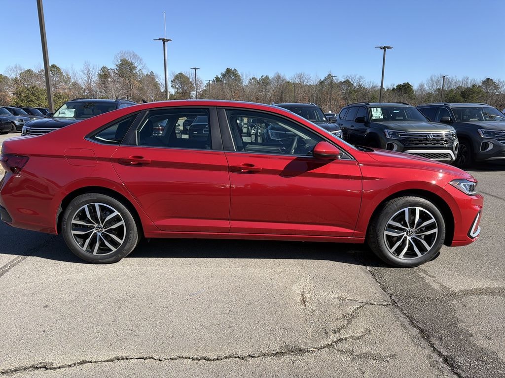 New 2026 Volkswagen Jetta 1.5T SE Sedan