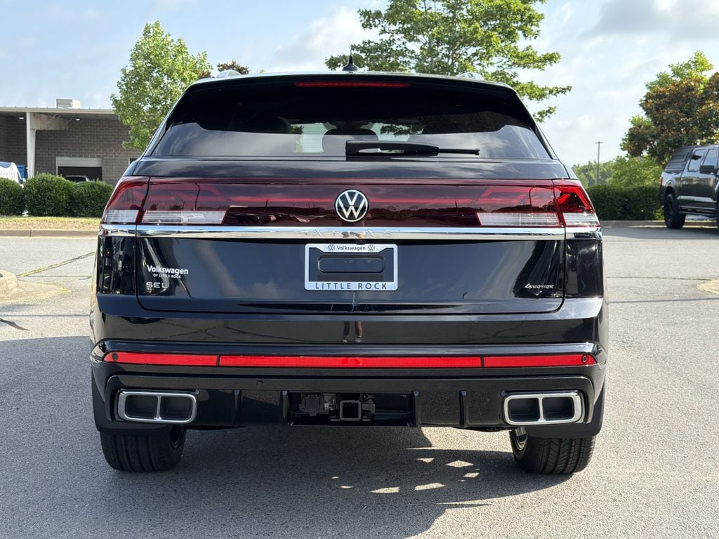 New 2026 Volkswagen Atlas Cross Sport 2.0T SEL Premium R-Line SUV
