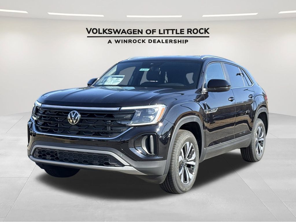 2026 Volkswagen Atlas Cross Sport SE's photo