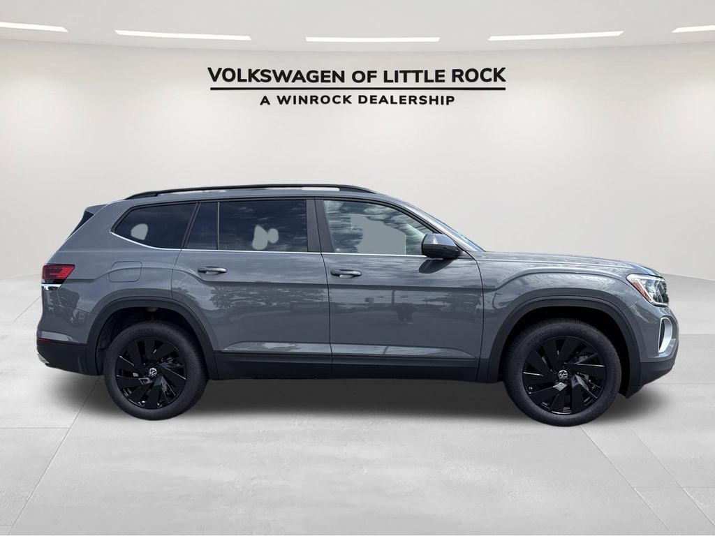 2026 Volkswagen Atlas SE w/Tech - Photo 6