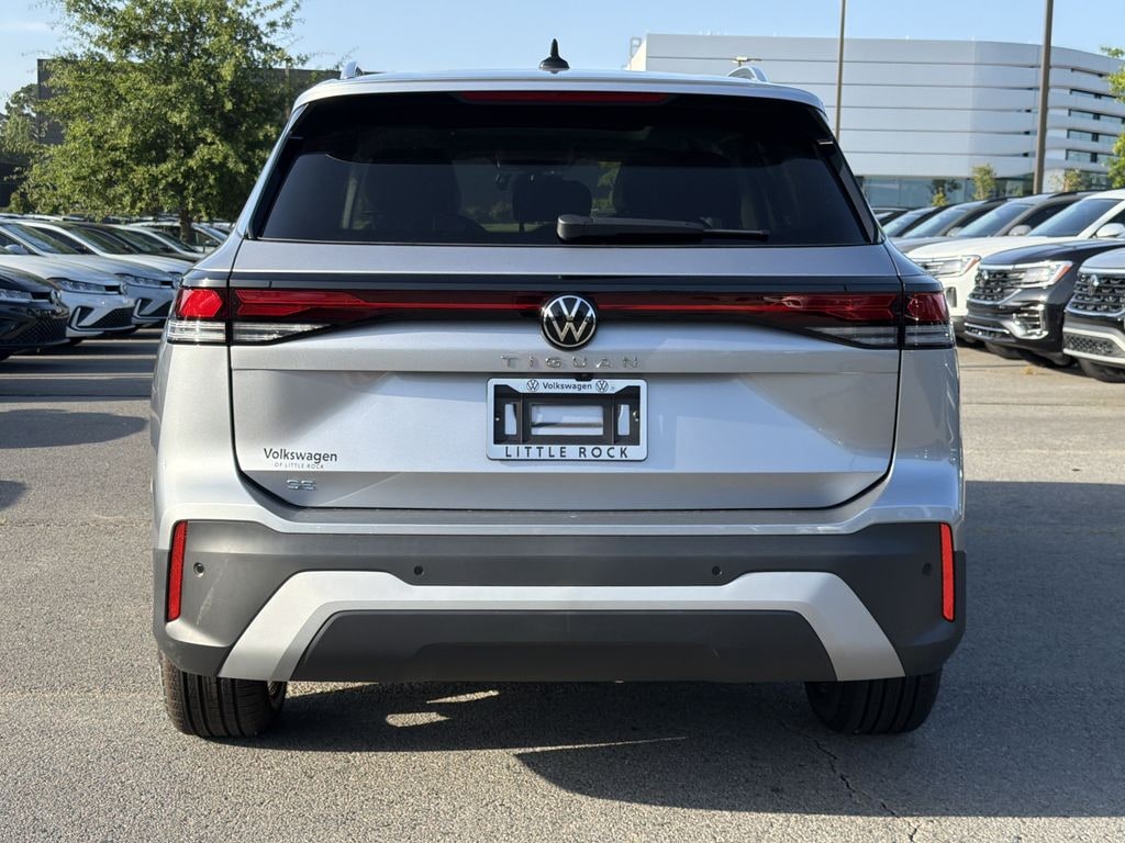 New 2026 Volkswagen Tiguan 2.0T SE SUV