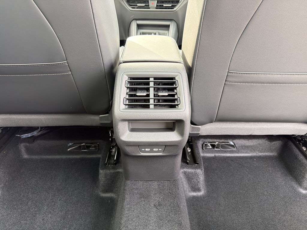 2026 Volkswagen Tiguan SE R-LINE BLACK - Photo 23