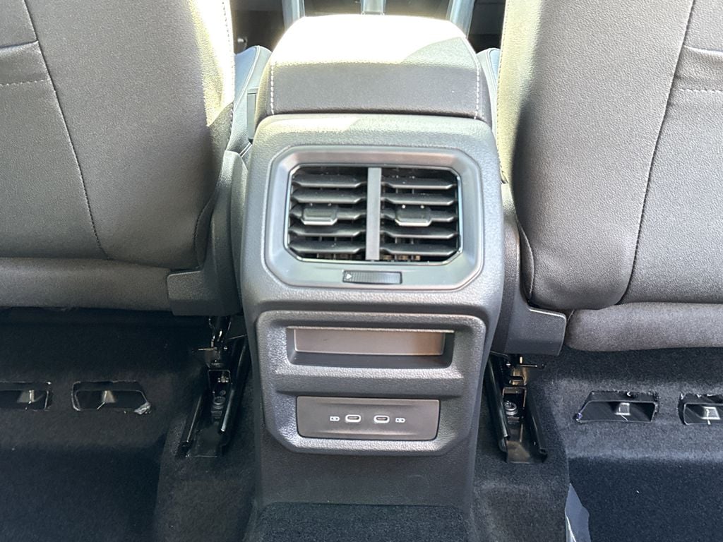 2026 Volkswagen Taos SEL - Photo 23