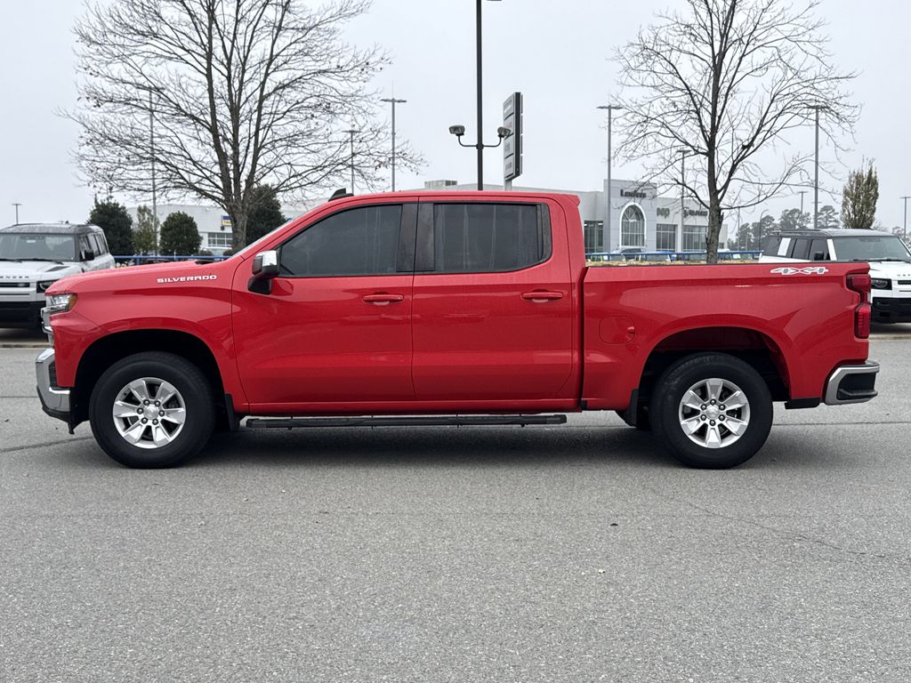 Used 2020 Chevrolet Silverado 1500 LT with VIN 1GCUYDED4LZ199275 for sale in Little Rock