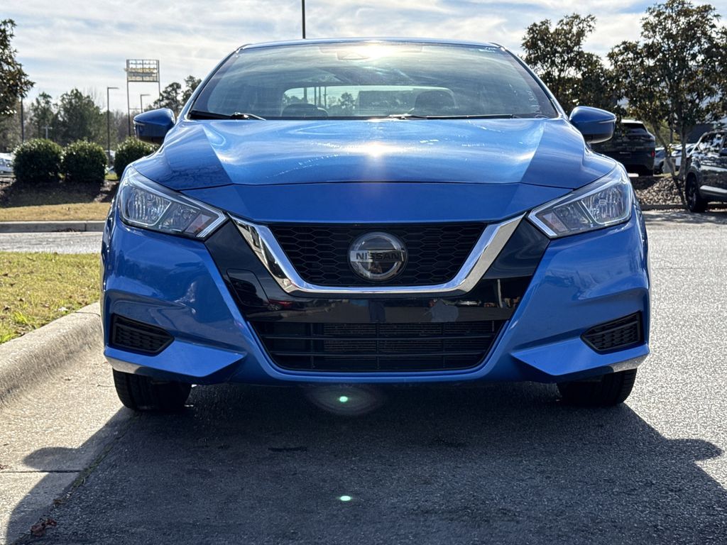 2021 Nissan Versa 1.6 SV photo 2