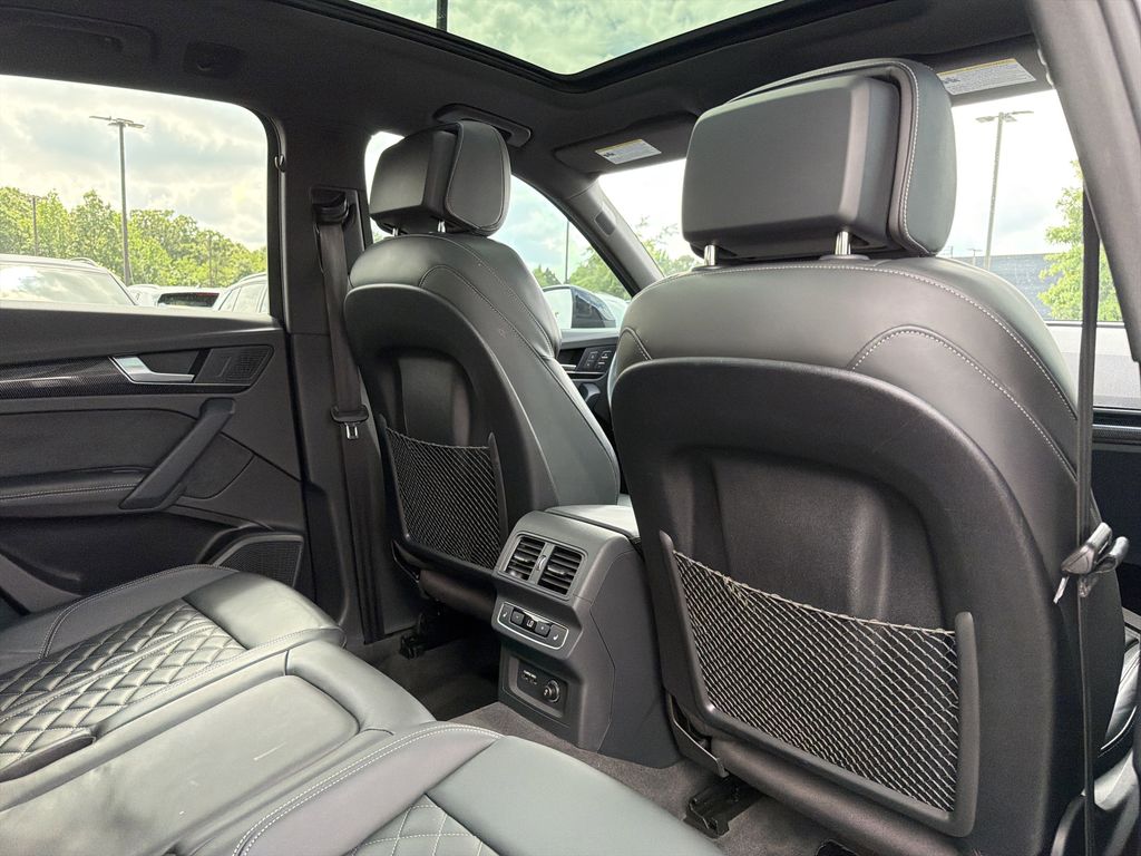 2023 Audi SQ5 Prestige - Photo 17