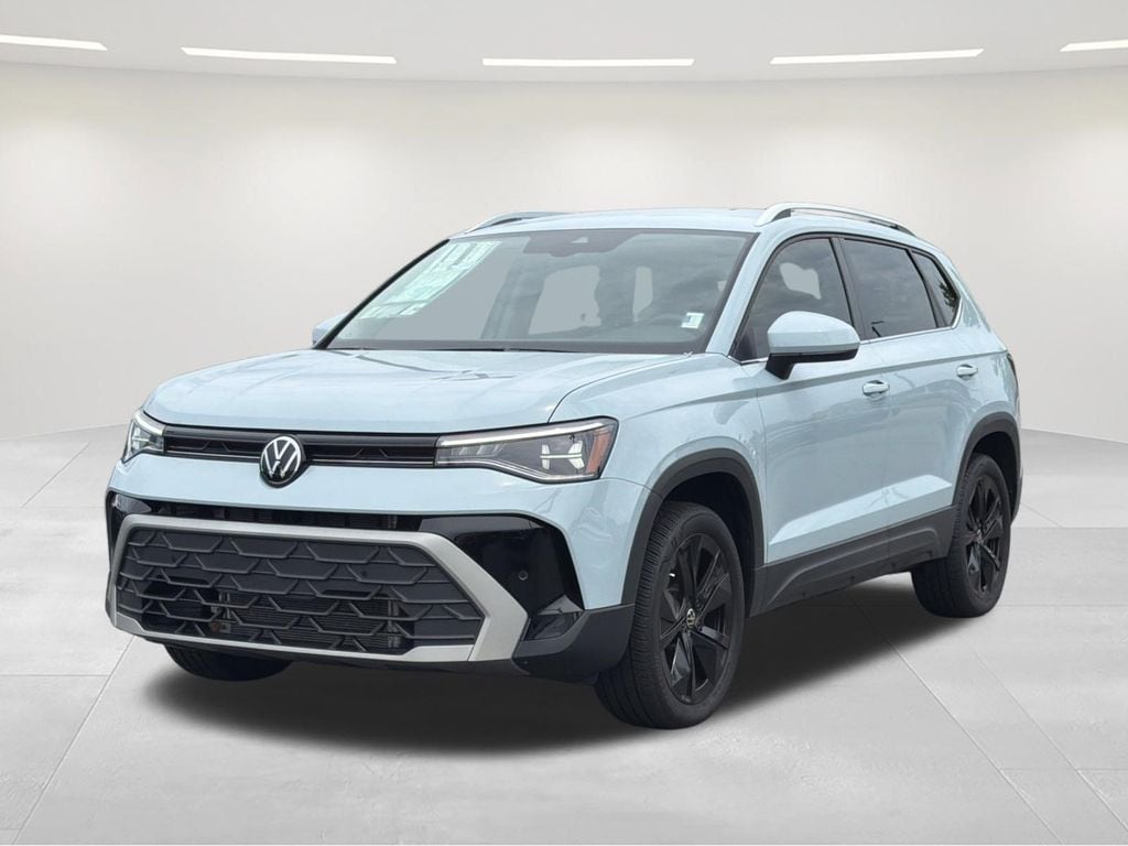 2025 Volkswagen Taos 1.5T SE's photo