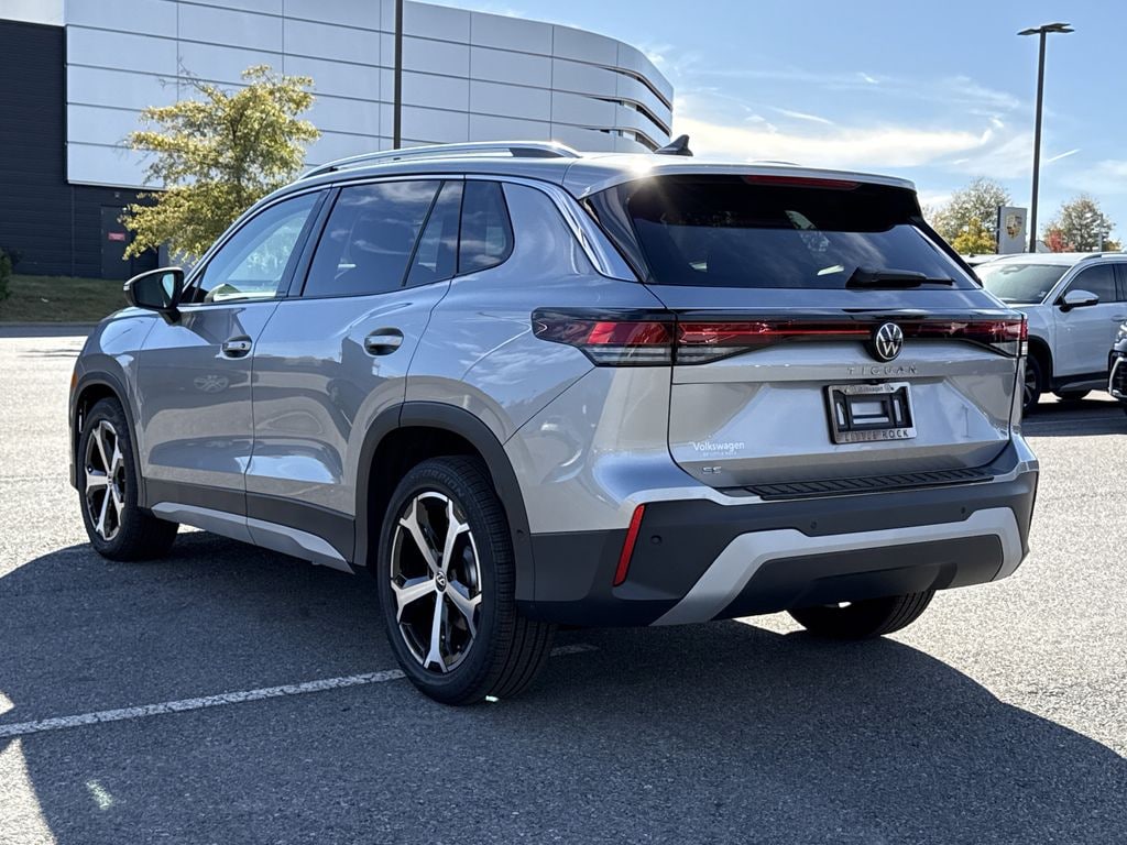 New 2026 Volkswagen Tiguan 2.0T SE SUV