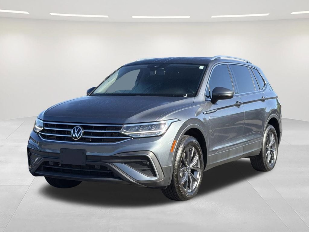 2023 Volkswagen Tiguan 2.0T SE's photo
