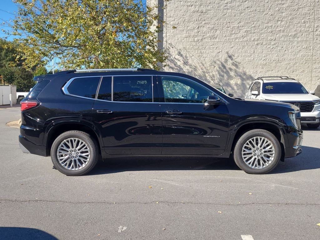 Used 2025 GMC Acadia Denali SUV