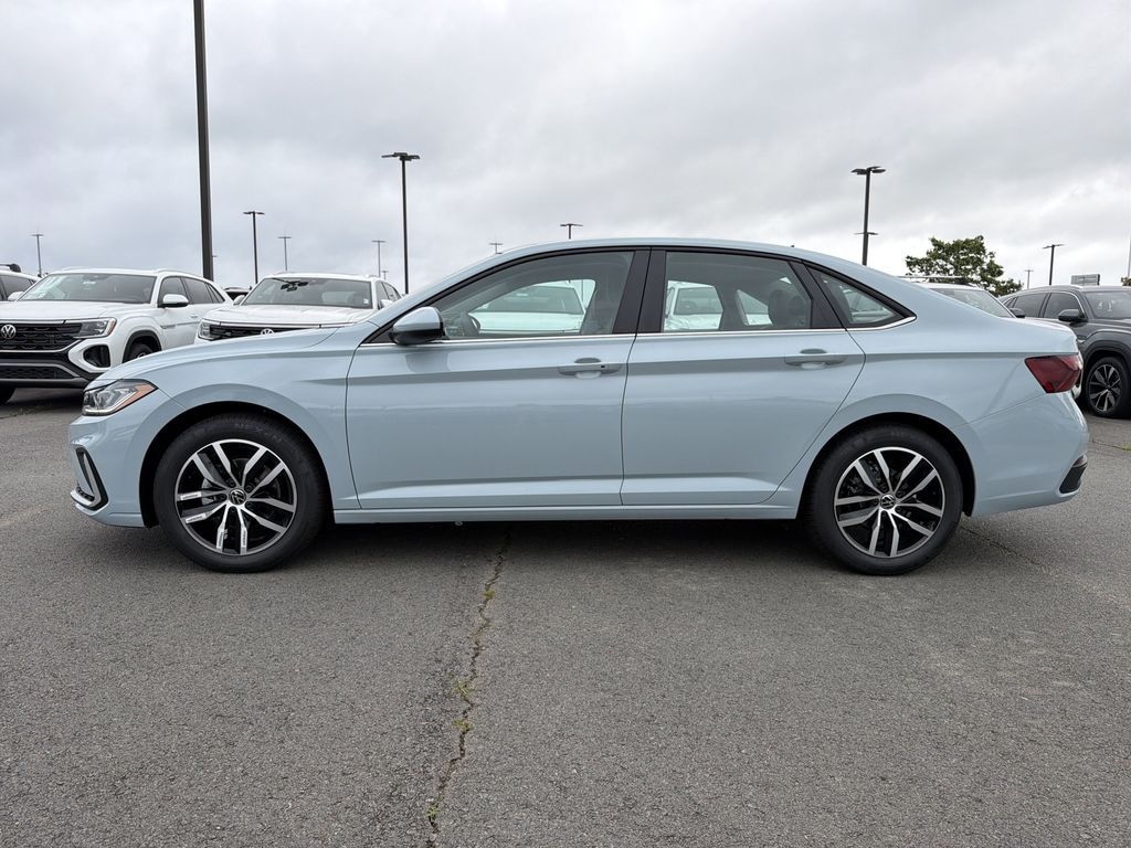 New 2026 Volkswagen Jetta 1.5T SE Sedan