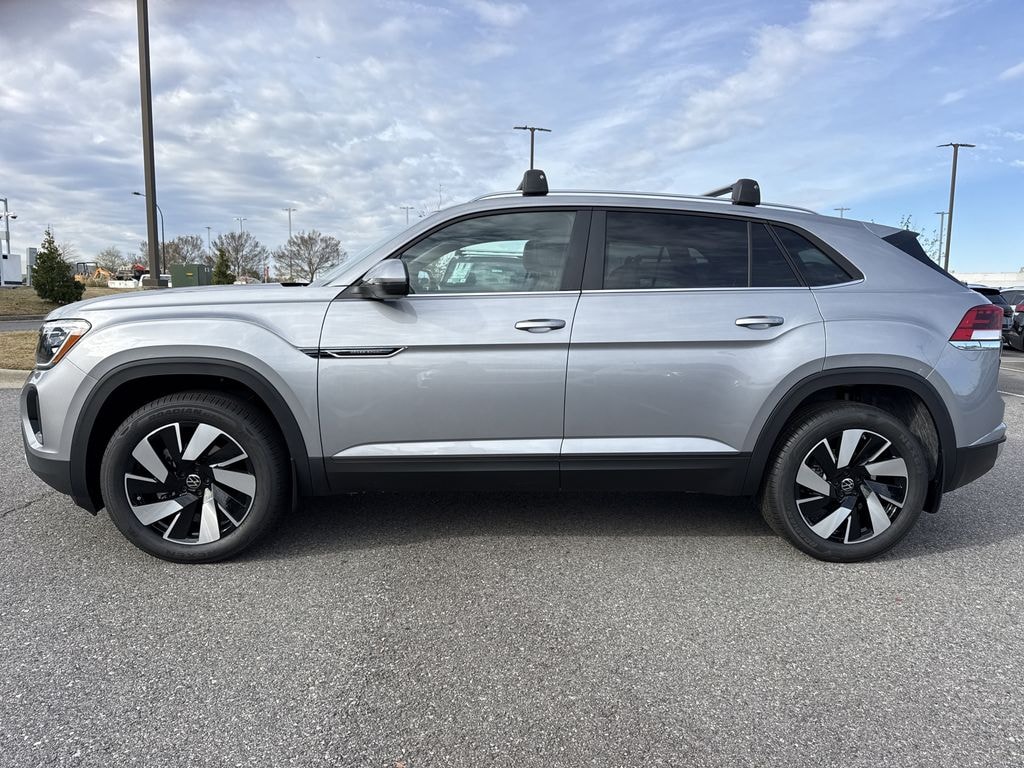 New 2026 Volkswagen Atlas Cross Sport 2.0T SE w/Technology SUV