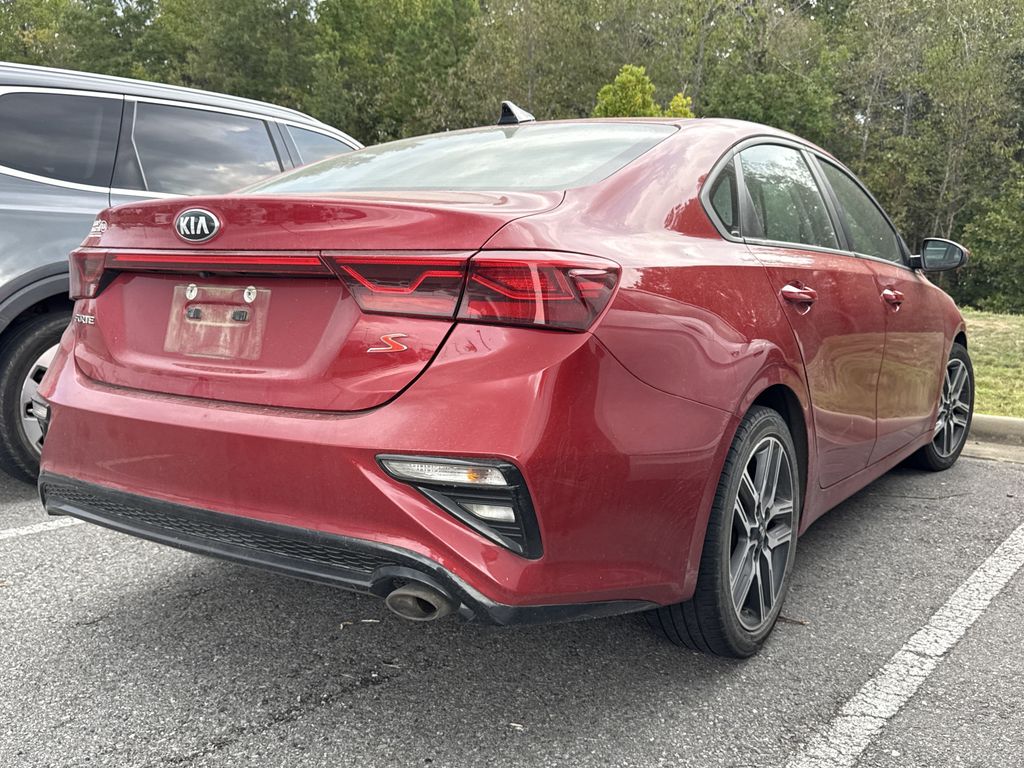 2019 Kia Forte S GT-Line photo 4