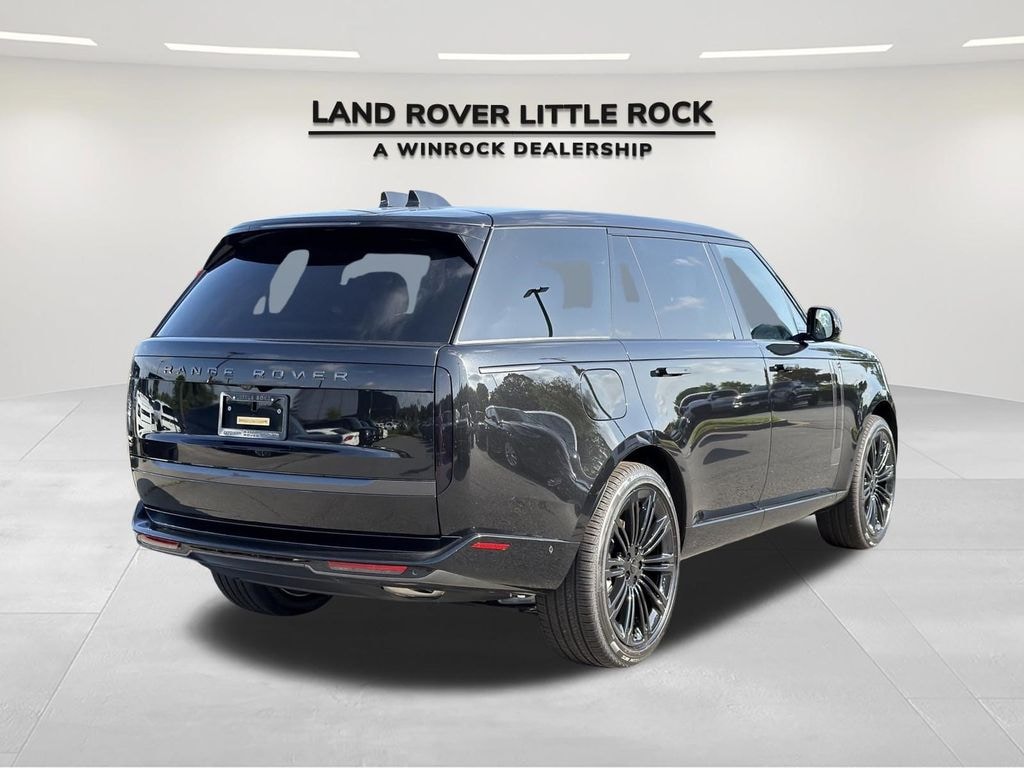 New 2026 Land Rover Range Rover SE SUV
