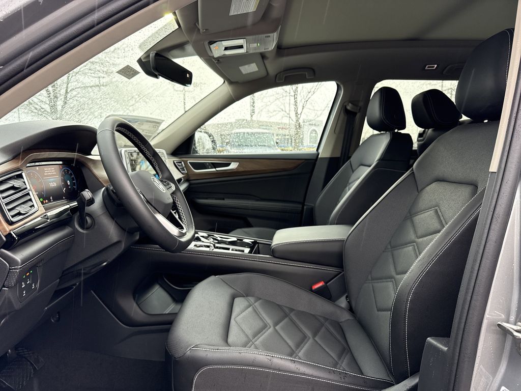 2026 Volkswagen Atlas SE w/Tech - Photo 11