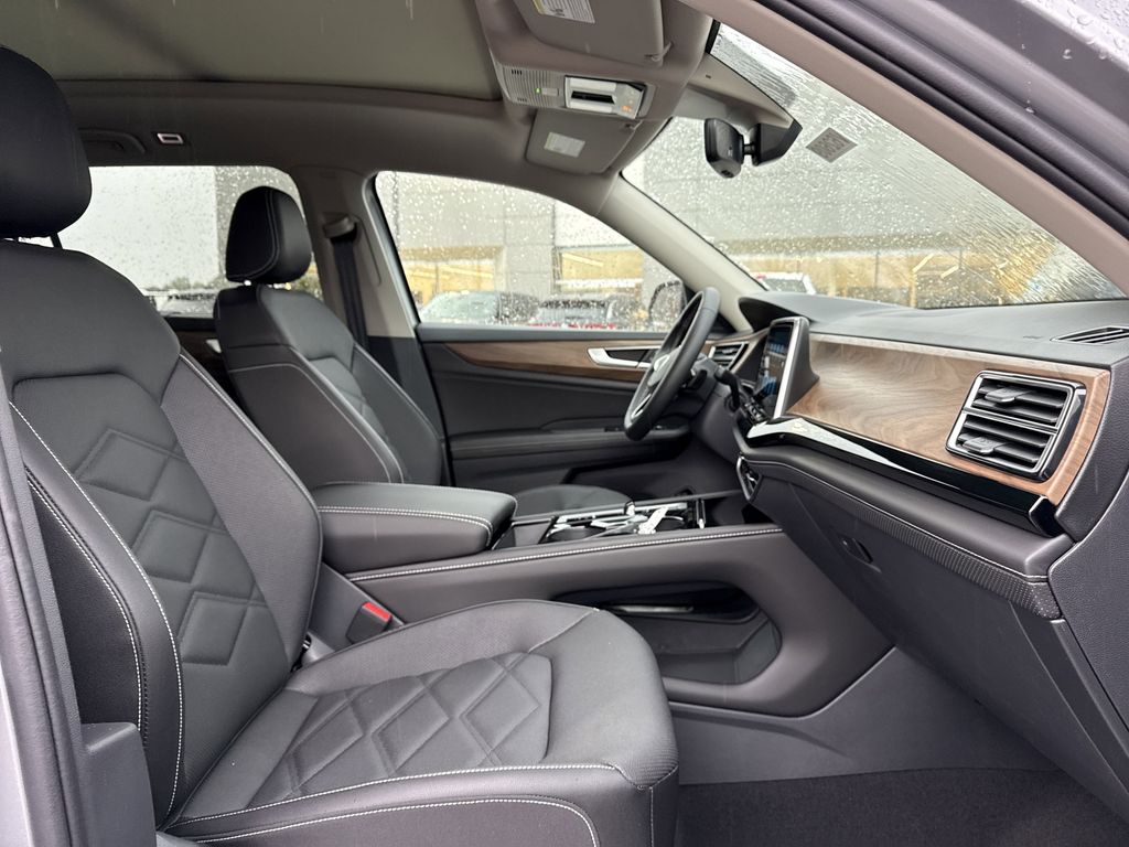 2026 Volkswagen Atlas SE w/Tech - Photo 22