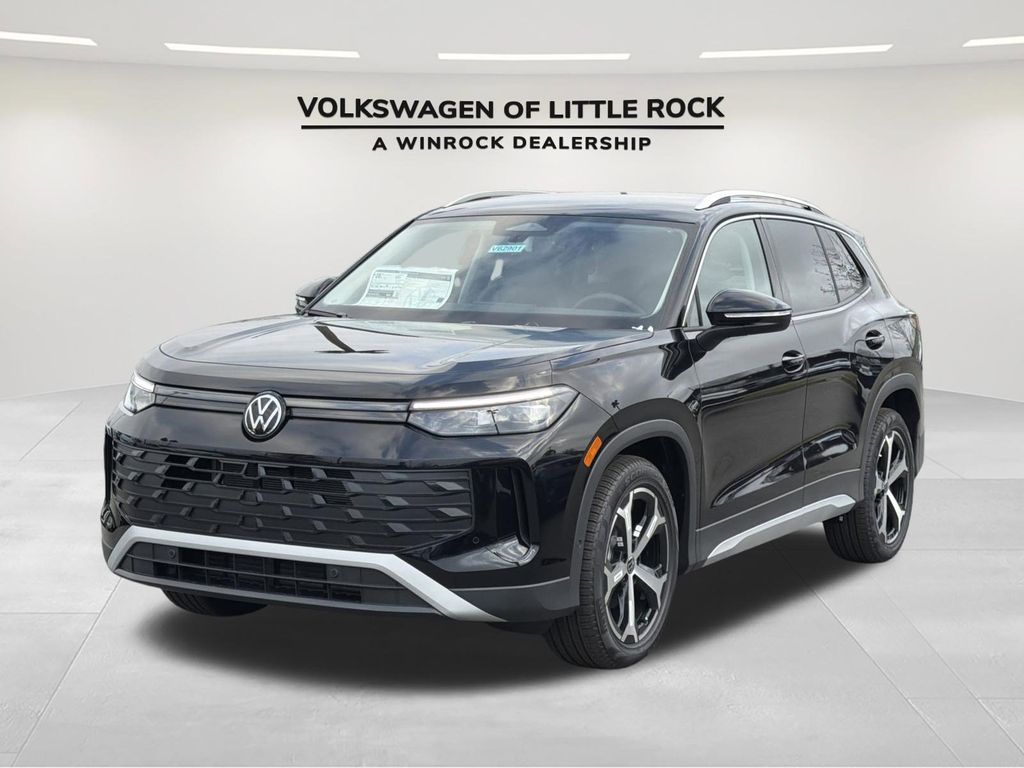 2026 Volkswagen Tiguan 2.0T SE's photo