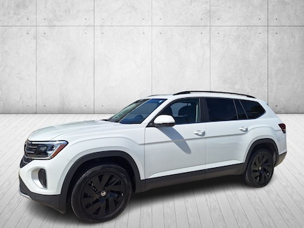2025 Volkswagen Atlas 2.0T SE w/Technology SUV