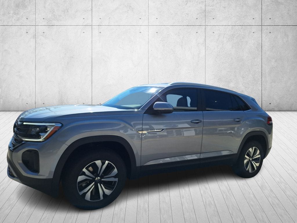 2026 Volkswagen Atlas Cross Sport SE's photo