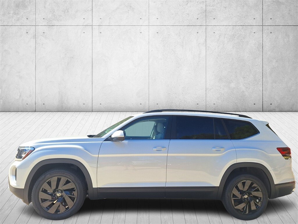 2026 Volkswagen Atlas SE Technology photo 2