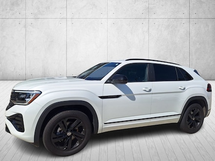 2025 Volkswagen Atlas Cross Sport 2.0T SEL R-Line Black SUV