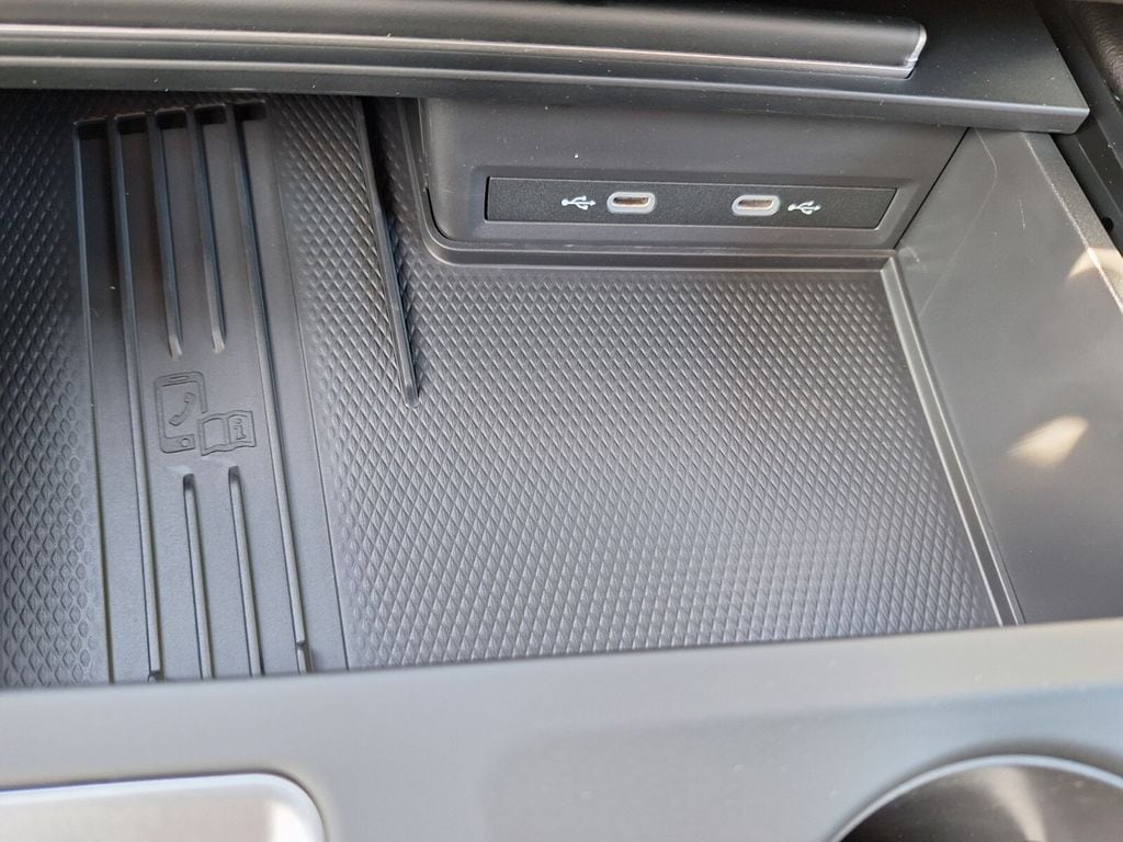 2026 Volkswagen Atlas Cross Sport SE - Photo 17