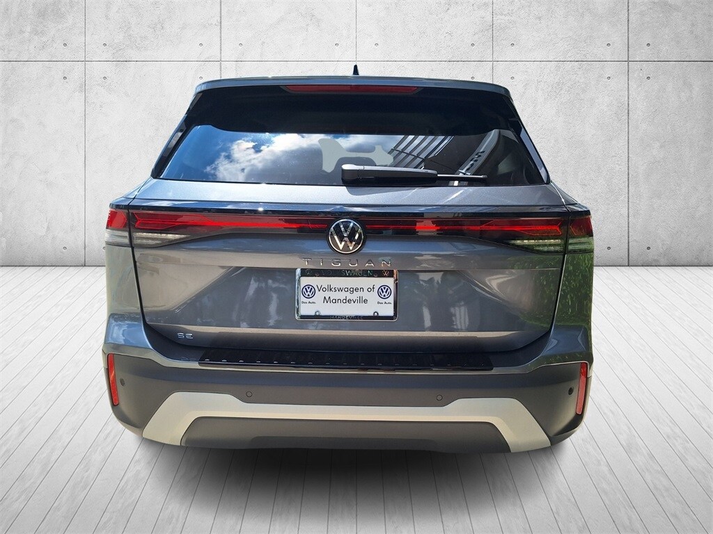 2025 Volkswagen Tiguan SE photo 4