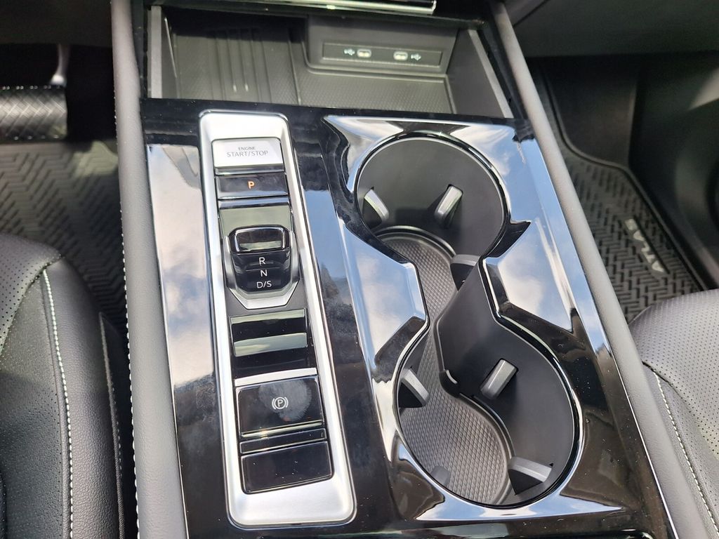 2026 Volkswagen Atlas SE w/Tech - Photo 18