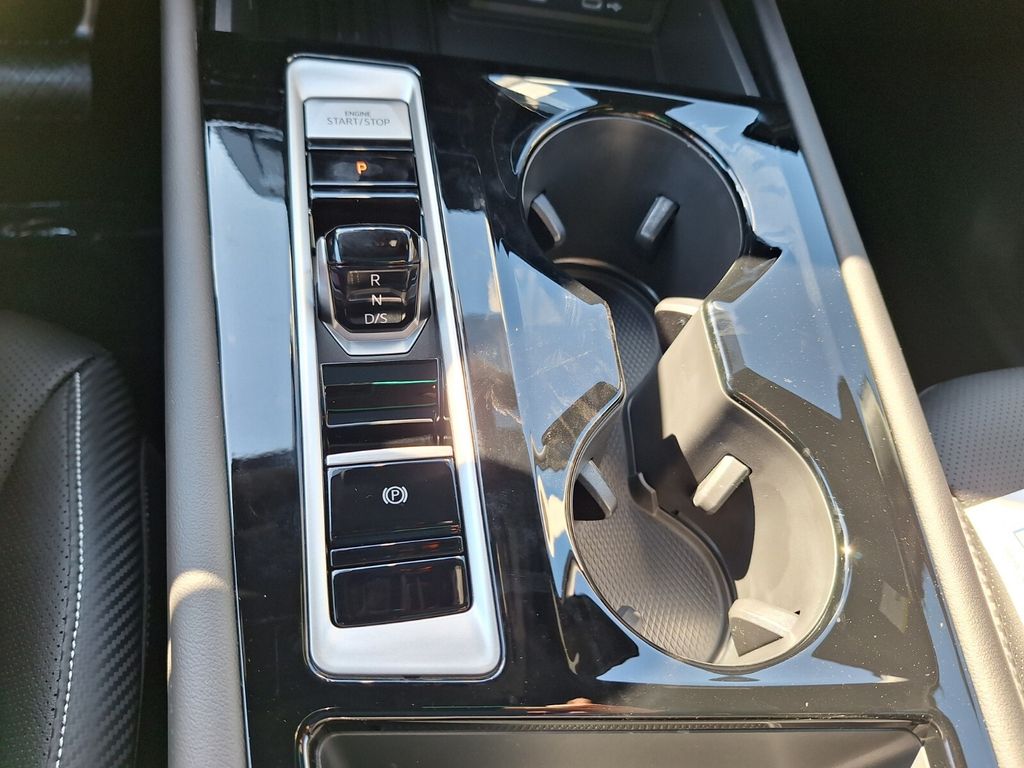 2026 Volkswagen Atlas Cross Sport SE w/Tech - Photo 18