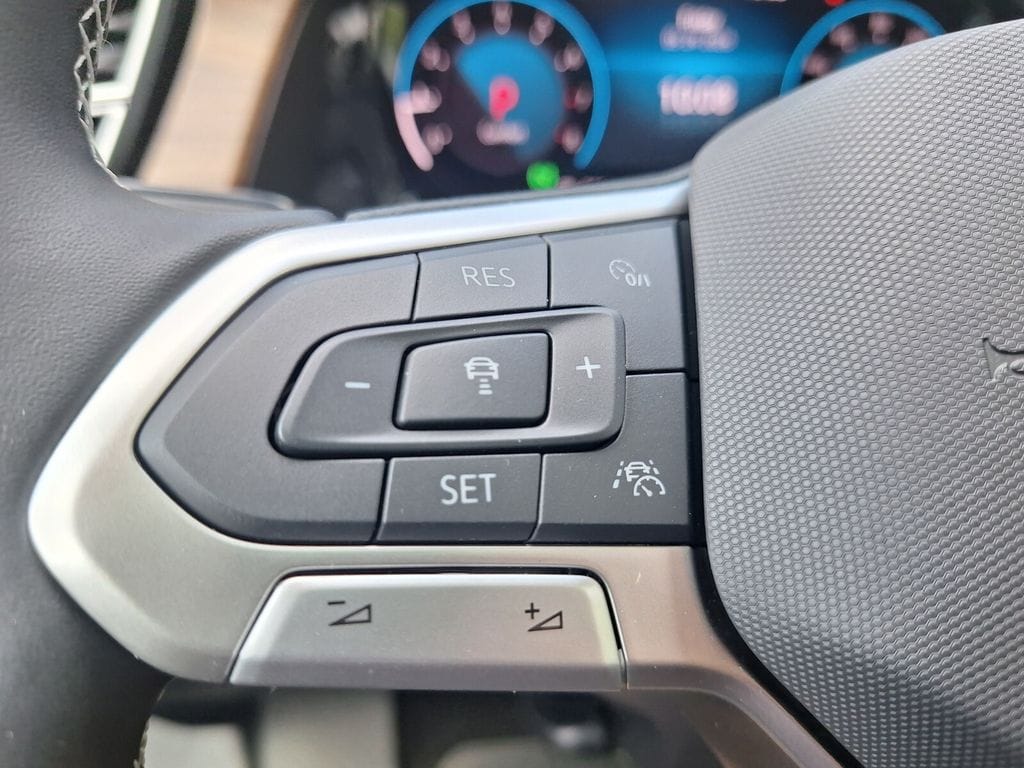 2026 Volkswagen Atlas SE w/Tech - Photo 13