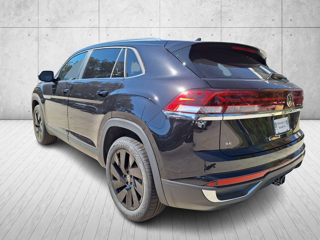 New 2026 Volkswagen Atlas Cross Sport 2.0T SE w/Technology SUV
