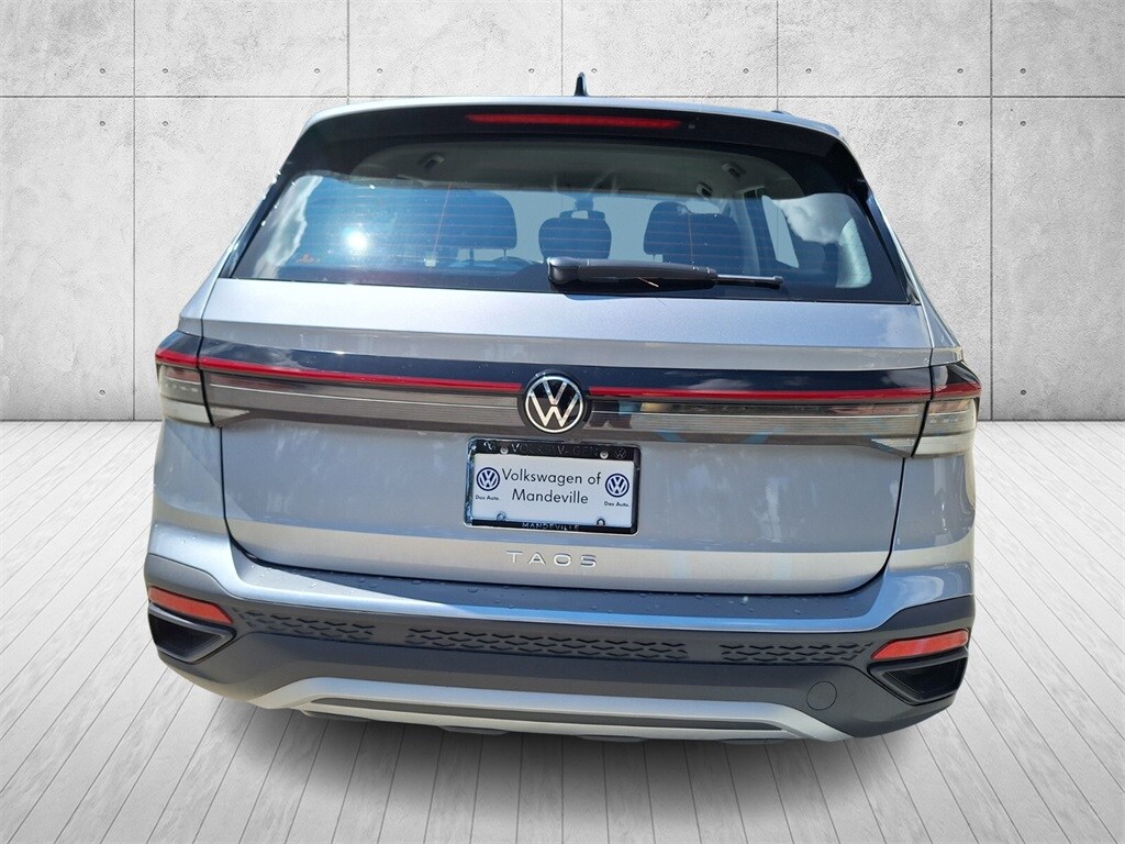 2025 Volkswagen Taos S photo 4