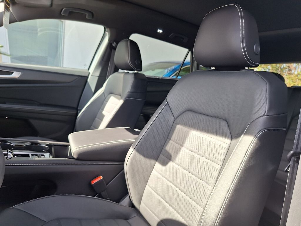 2026 Volkswagen Atlas Cross Sport SEL R-LINE - Photo 11