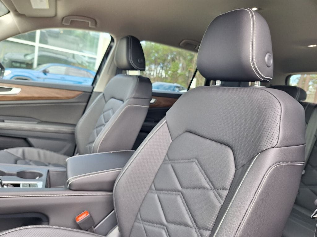 2026 Volkswagen Atlas SE - Photo 11