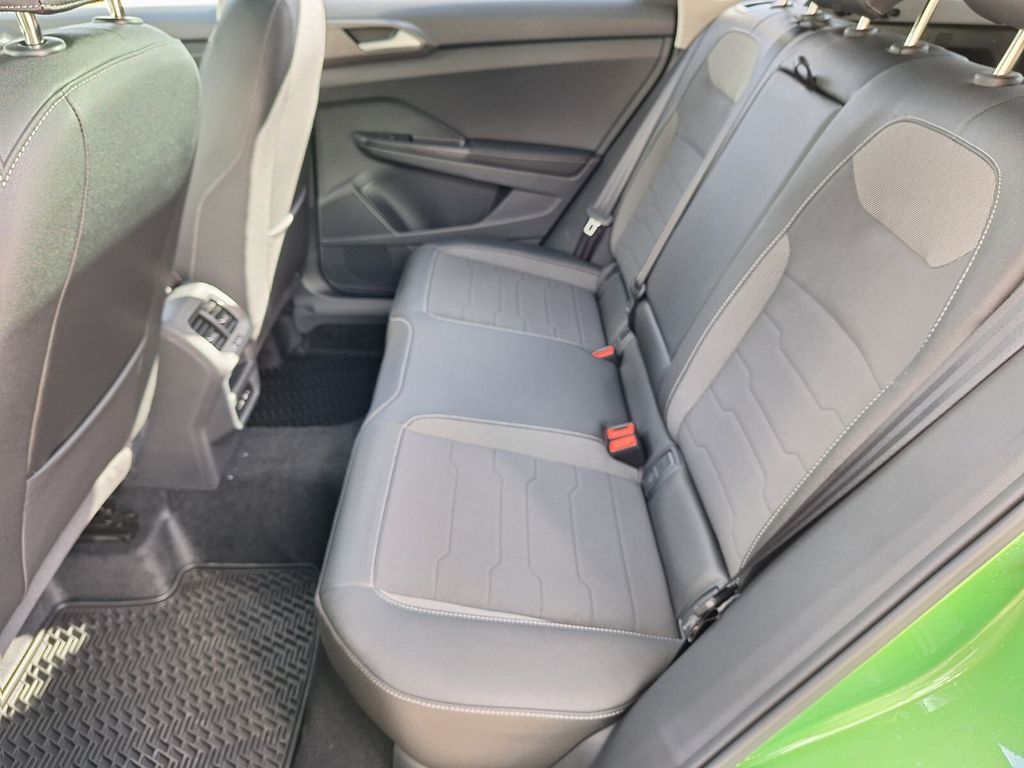2026 Volkswagen Taos SE Black - Photo 22