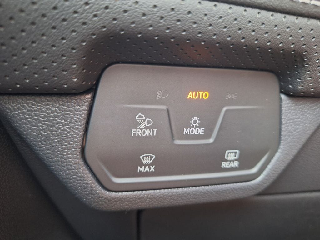 2026 Volkswagen Atlas SE w/Tech - Photo 12
