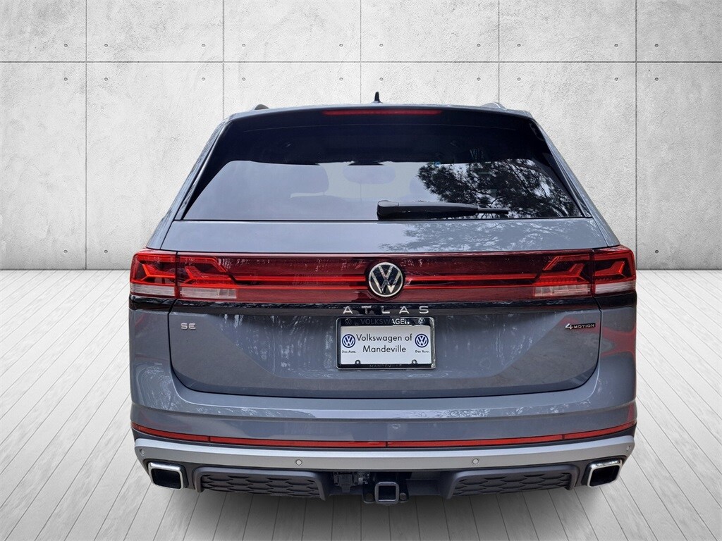 2025 Volkswagen Atlas Peak Edition photo 3